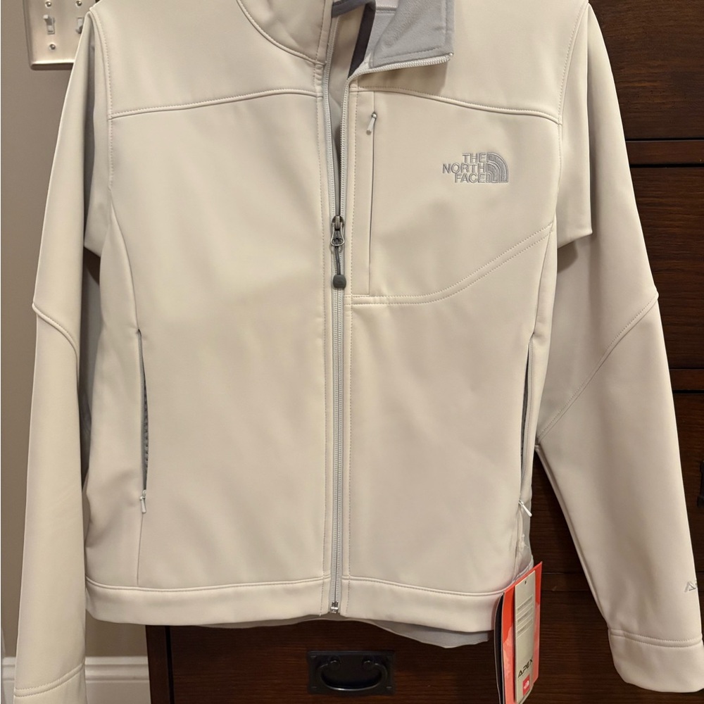 The North Face Women's Cream Jacket